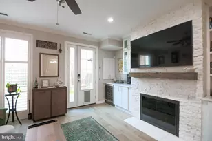 332 S Alfred St, Alexandria, VA 22314 - Photo 29