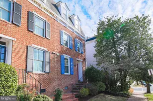 332 S Alfred St, Alexandria, VA 22314 - Photo 3