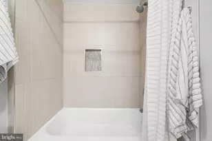 906 N Columbus St, Alexandria, VA 22314 - Photo 33
