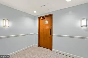 5340 Holmes Run Pkwy, Alexandria, VA 22304 - Photo 23