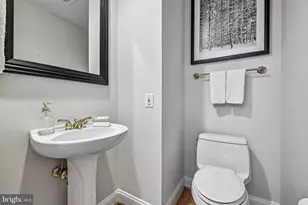 405 S Fayette St, Alexandria, VA 22314 - Photo 9
