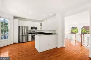 2505 Hunton Pl, Alexandria, VA 22311 - Photo 11