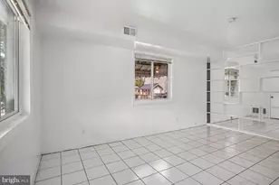 1227 Queen St, Alexandria, VA 22314 - Photo 17