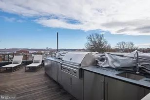 521 N Washington St, Alexandria, VA 22314 - Photo 21