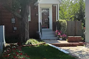 102 S Ingram St, Alexandria, VA 22304 - Photo 1