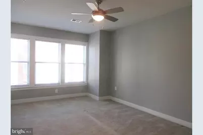 [Address not provided], Alexandria, VA 22301 - Photo 17