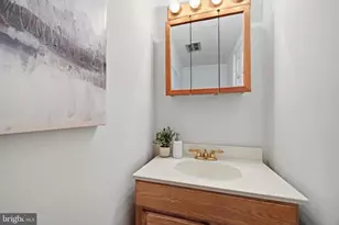 107 Pommander Walk, Alexandria, VA 22314 - Photo 19