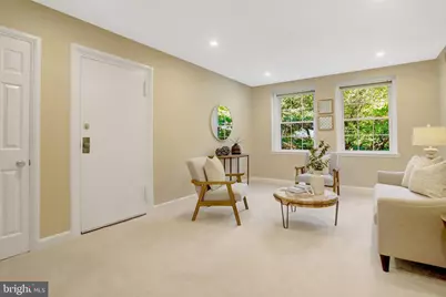 4900 29th Road S #B1, Arlington, VA 22206 - Photo 3