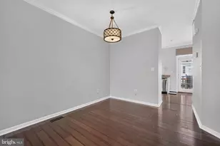 932 Harrison Cir, Alexandria, VA 22304 - Photo 9