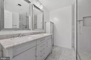 932 Harrison Cir, Alexandria, VA 22304 - Photo 21