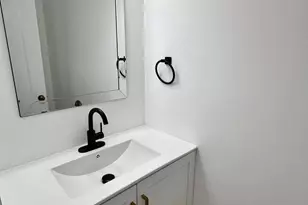 915 Portner Pl, Alexandria, VA 22314 - Photo 13