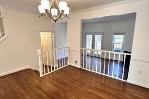 915 Portner Pl, Alexandria, VA 22314 - Photo 9