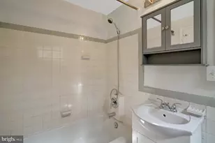 3200 Martha Custis Dr, Alexandria, VA 22302 - Photo 15
