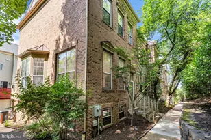 6013 Riddle Walk, Alexandria, VA 22312 - Photo 3