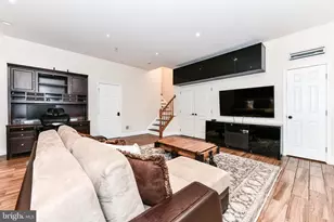 115 Lake Cook Dr, Alexandria, VA 22304 - Photo 41