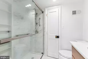 303 Queen St, Alexandria, VA 22314 - Photo 13