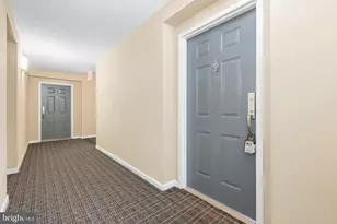 1200 Braddock Pl, Alexandria, VA 22314 - Photo 5