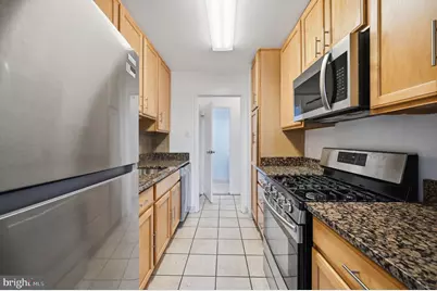 301 N Beauregard Street N #502, Alexandria, VA 22312 - Photo 11