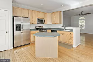 5054 Grimm Dr, Alexandria, VA 22304 - Photo 11