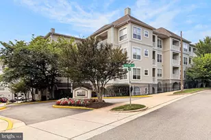 4560 Strutfield Ln, Alexandria, VA 22311 - Photo 1