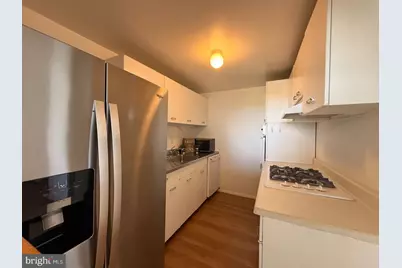 4600 Duke Street #1112, Alexandria, VA 22304 - Photo 11
