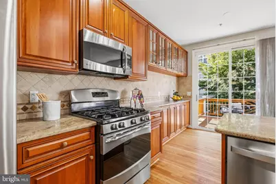 2420 Gretter Place, Alexandria, VA 22311 - Photo 11