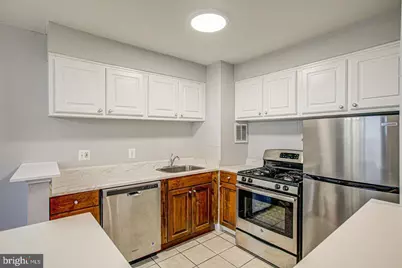 16 S Van Dorn Street #604, Alexandria, VA 22304 - Photo 1