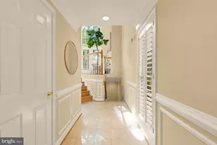 2527 Gadsby Pl, Alexandria, VA 22311 - Photo 5
