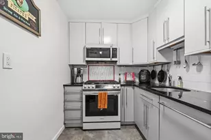 801 N Pitt St, Alexandria, VA 22314 - Photo 13