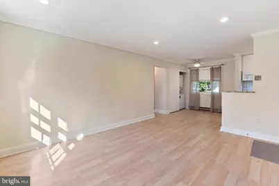 1732 W Abingdon Drive #301, Alexandria, VA 22314 - Photo 5