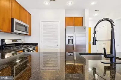 181 E Reed Avenue #305, Alexandria, VA 22305 - Photo 5