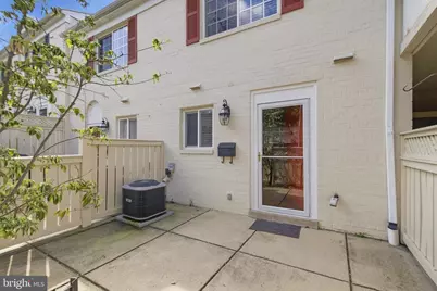 1407 N Van Dorn Street NW #B, Alexandria, VA 22304 - Photo 3