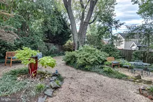 2705 Fordham Rd, Alexandria, VA 22302 - Photo 31