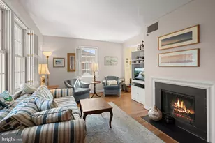 1211 N Pitt St, Alexandria, VA 22314 - Photo 5