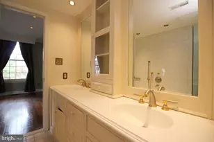 500 S Fairfax St, Alexandria, VA 22314 - Photo 5