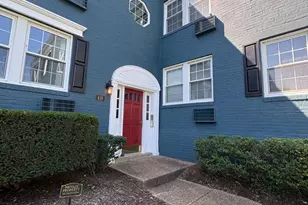 416 Bashford Ln, Alexandria, VA 22314 - Photo 1