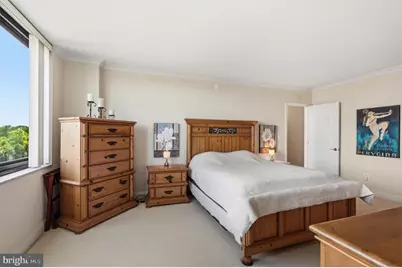 5500 Holmes Run Parkway #1110, Alexandria, VA 22304 - Photo 3