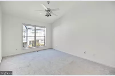 1725 Kingsgate Court #304, Alexandria, VA 22302 - Photo 33