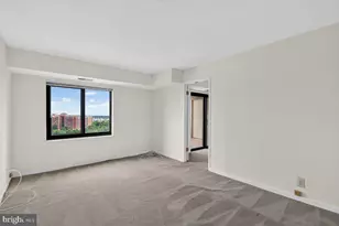 307 Yoakum Pkwy, Alexandria, VA 22304 - Photo 23