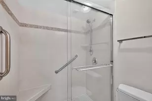 307 Yoakum Pkwy, Alexandria, VA 22304 - Photo 17