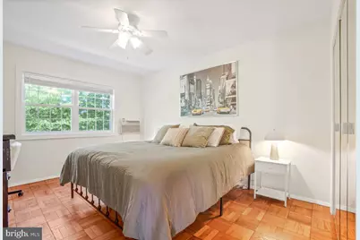 1919 N Quaker Lane, Alexandria, VA 22302 - Photo 17