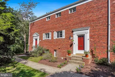 1919 N Quaker Lane, Alexandria, VA 22302 - Photo 3