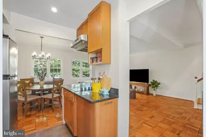 1919 N Quaker Lane, Alexandria, VA 22302 - Photo 15