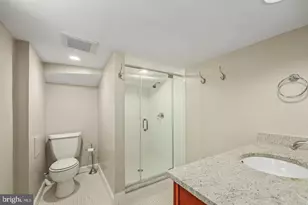 605 Johnston Pl, Alexandria, VA 22301 - Photo 41