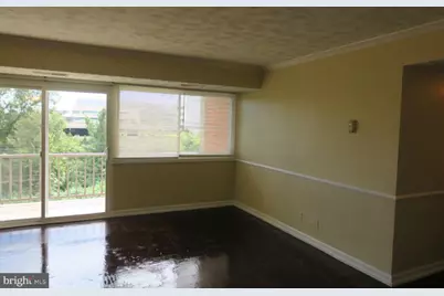5801 Quantrell Avenue #308, Alexandria, VA 22312 - Photo 9