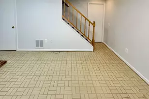 1208 W Abingdon Dr, Alexandria, VA 22314 - Photo 27