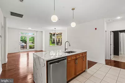 181 E Reed Avenue #201, Alexandria, VA 22305 - Photo 5