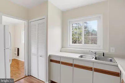 3105 Martha Custis Drive, Alexandria, VA 22302 - Photo 13