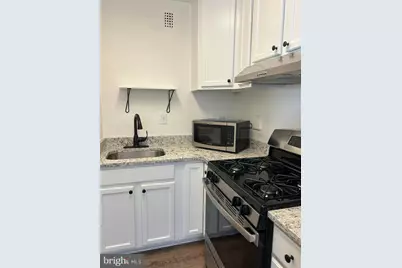 5340 Holmes Run Parkway #516, Alexandria, VA 22304 - Photo 9