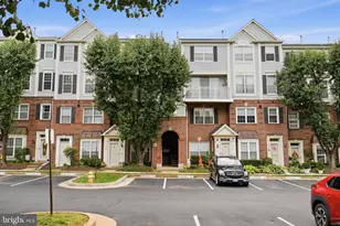 1724 Kingsgate Ct, Alexandria, VA 22302 - Photo 29